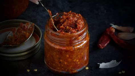 Red Chilli Paste(Pandu Mirchi Paste)